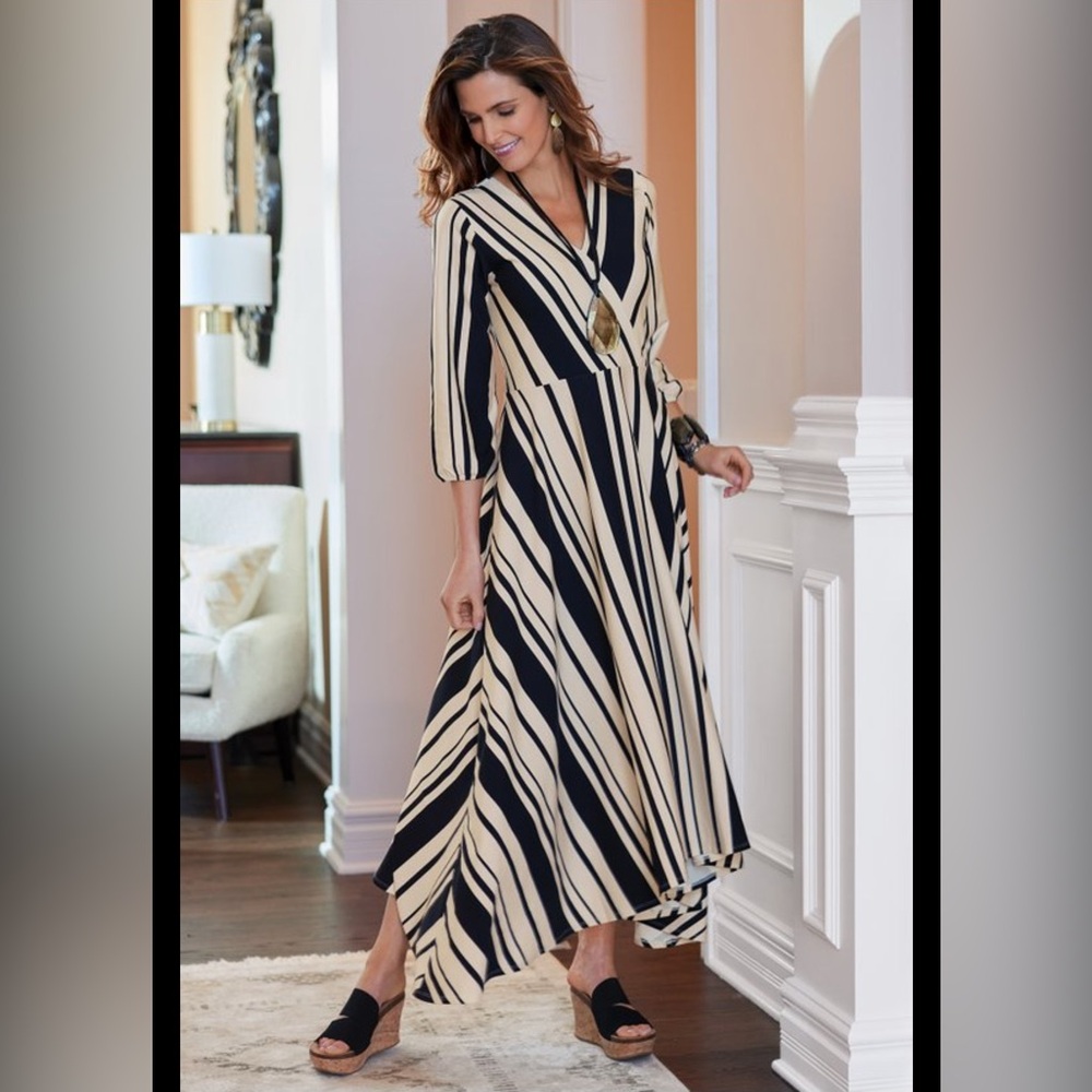 Soft Surroundings Black and Cream High-Low Dress